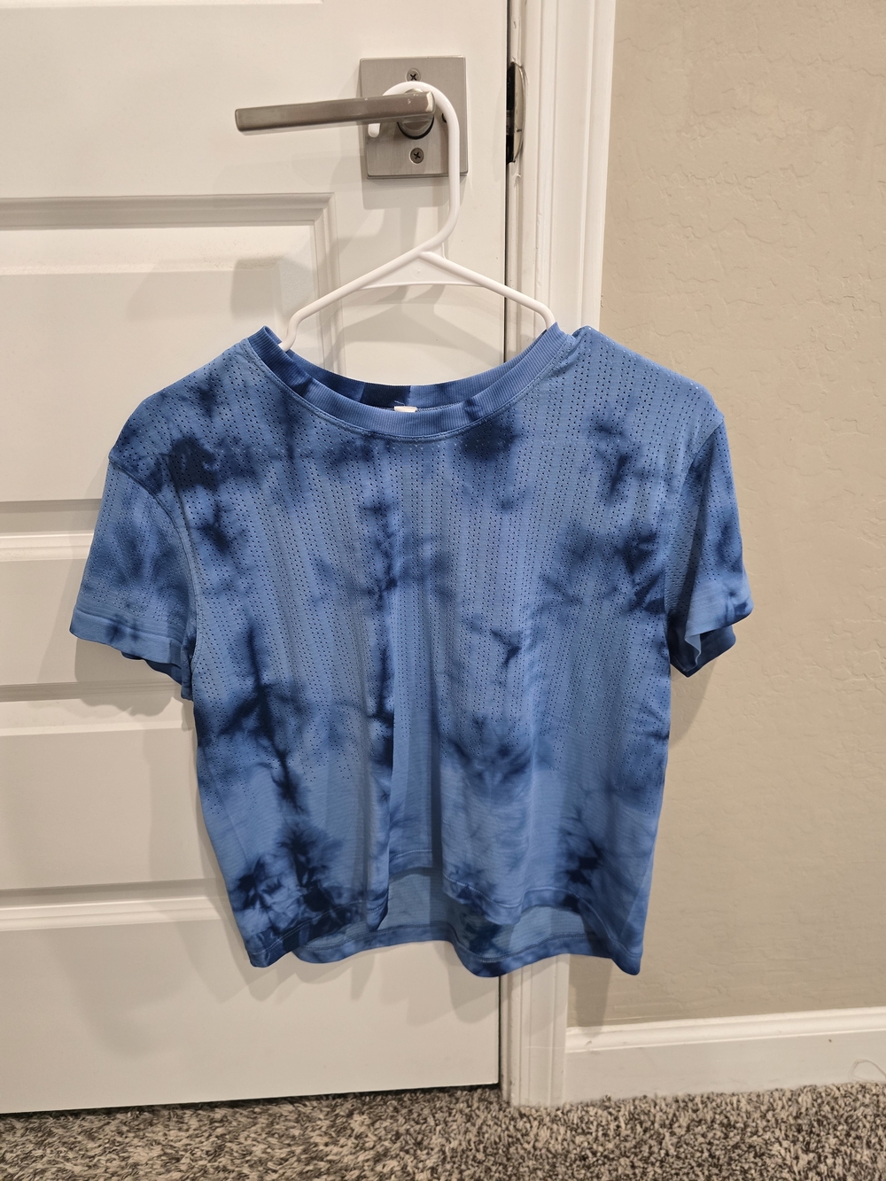lululemon athletica Blue Tie-Dye Short Sleeve Tee